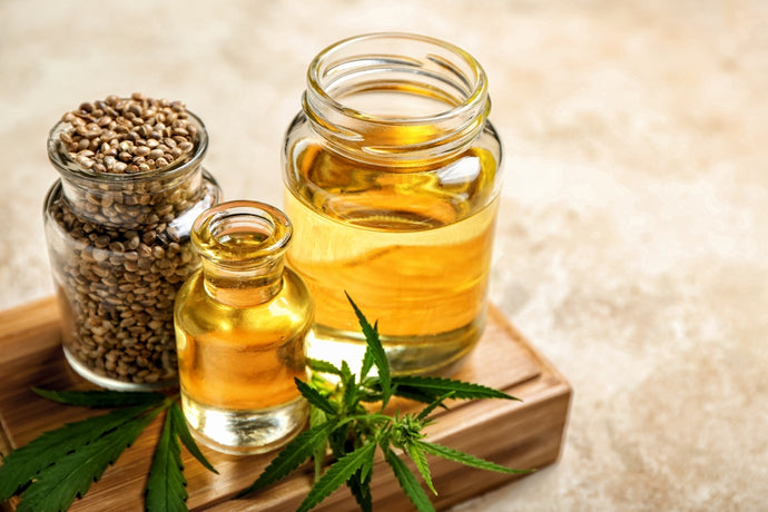 Hemp Seed Oil in Beauty: Myth-Busting its Skincare Benefits
